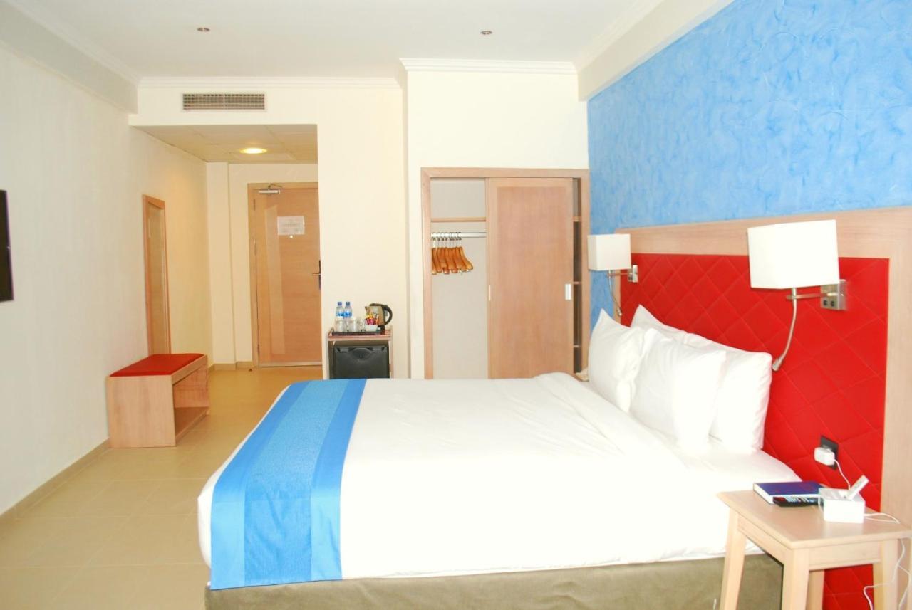 Best Western Plus Serene Atlantic Hotel Sekondi-Takoradi Екстериор снимка