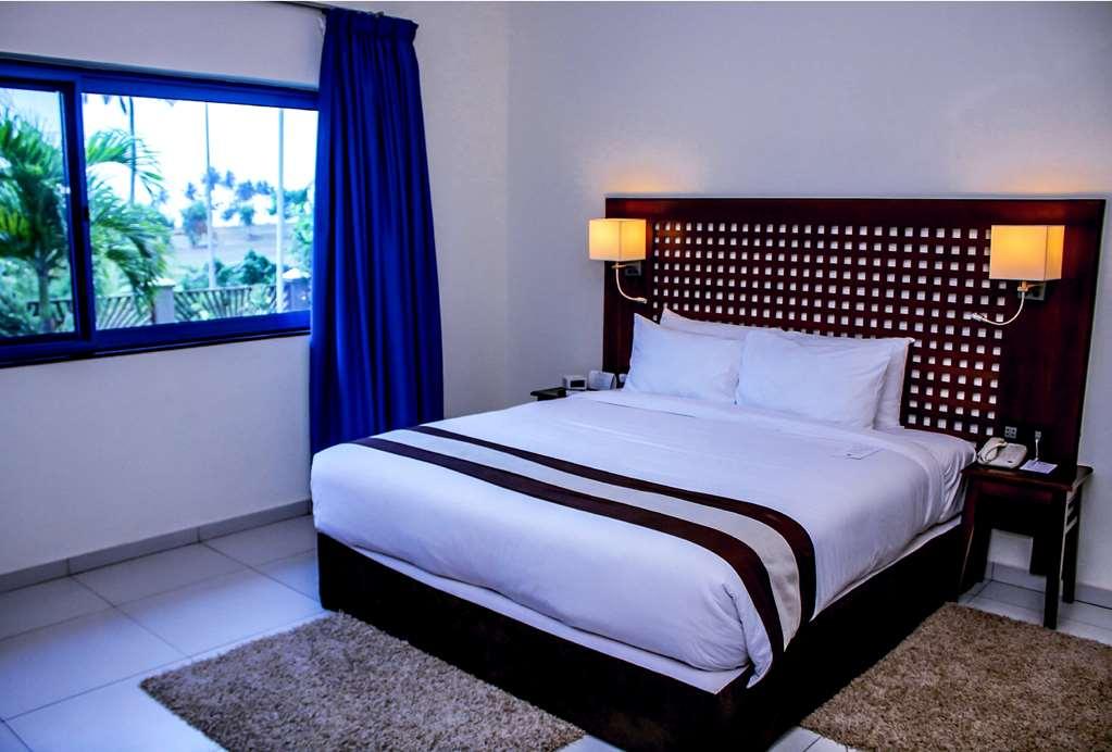 Best Western Plus Serene Atlantic Hotel Sekondi-Takoradi Стая снимка