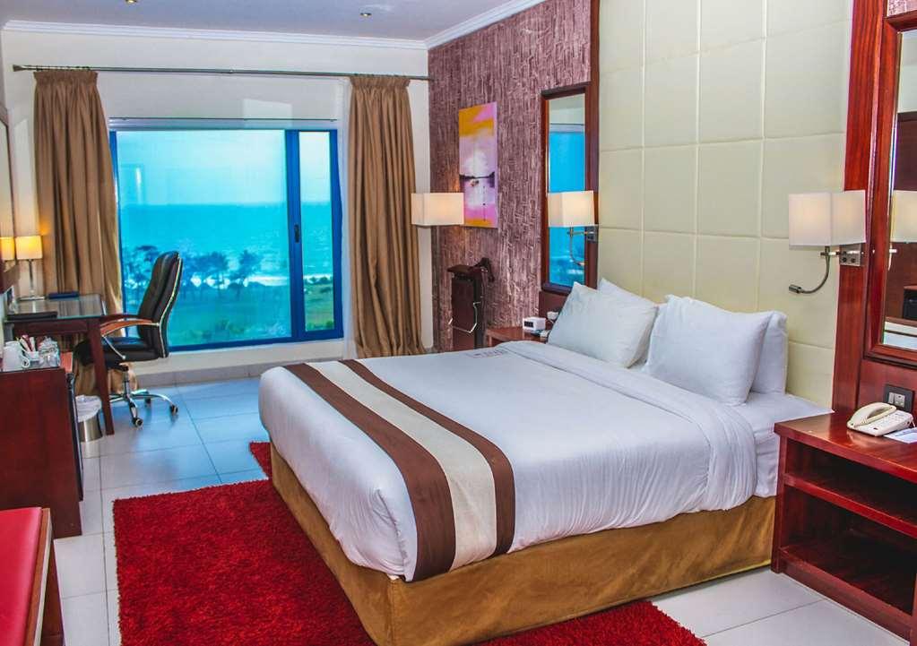 Best Western Plus Serene Atlantic Hotel Sekondi-Takoradi Стая снимка
