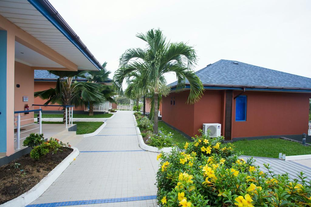 Best Western Plus Serene Atlantic Hotel Sekondi-Takoradi Екстериор снимка